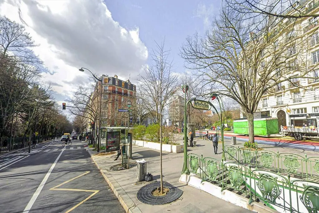 Apartment Appartement Parisien - Gambetta
