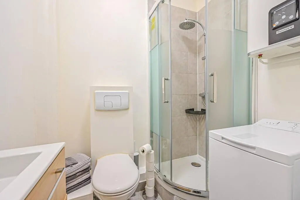 Apartment Appartement Parisien - Gambetta